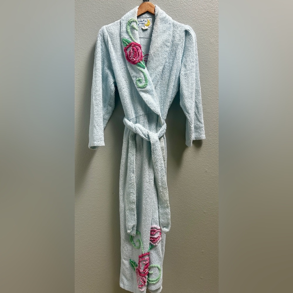 Vintage Canyon Group Blue Chenille Robe Pink Rose Floral Embroidery Belted Med